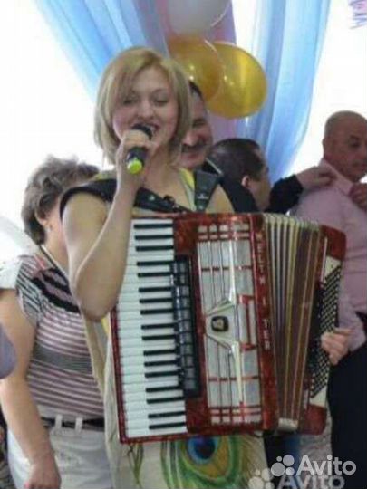 Ведущая (тамада) + диджей + аккордеон