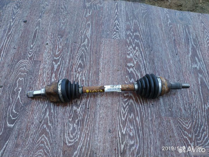 Полуось передняя левая для Ford Fiesta 2008-2017