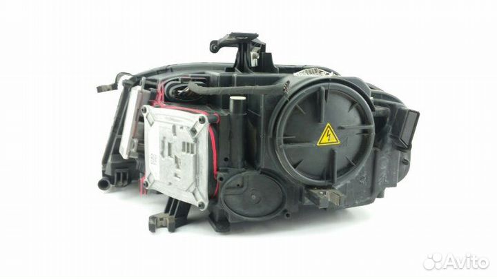 Фара правая Audi A4 8K2 2010