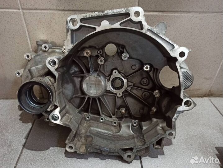 Колокол МКПП. Фольксваген поло рестайлинг Ш. рапид