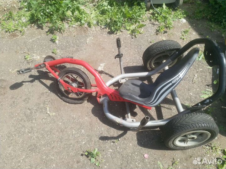 Веломобиль berg toys BalanzBike Bazzic XL