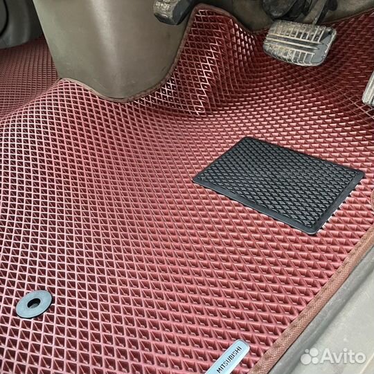 Автомобильные коврики на Mitsubishi Dion