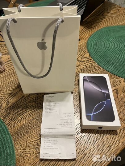 iPhone 16 Pro, 256 ГБ