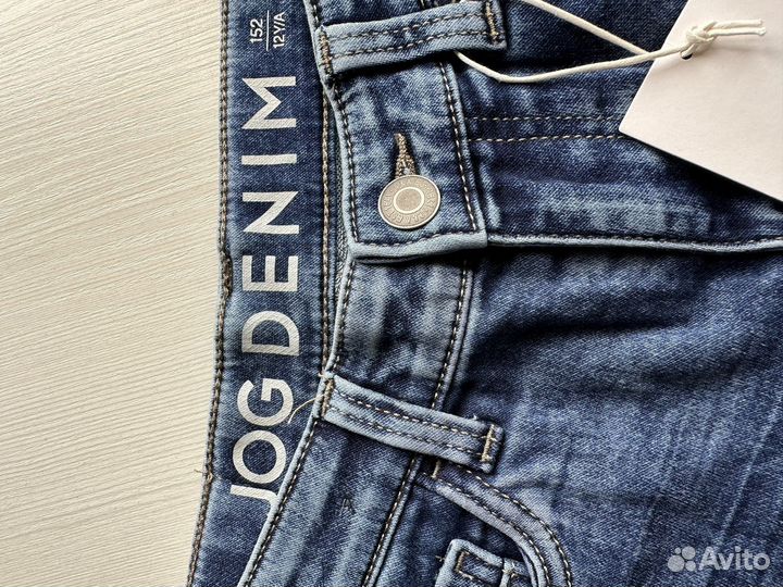 Джинсовые шорты Германия 152