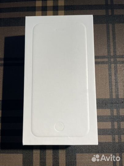 Коробки от телефонов