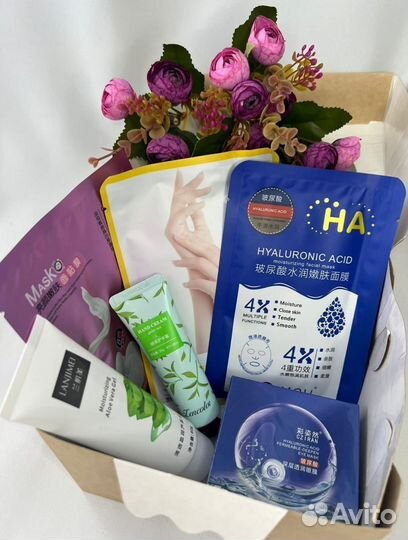 Подарочный набор уходовой косметики, гифтбокс