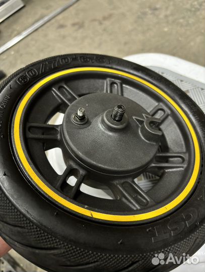 Переднее колесо Ninebot max G30 с колодкой