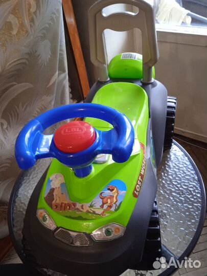 Машинка беговел для детей от 2-х до 4-5 лет б/у