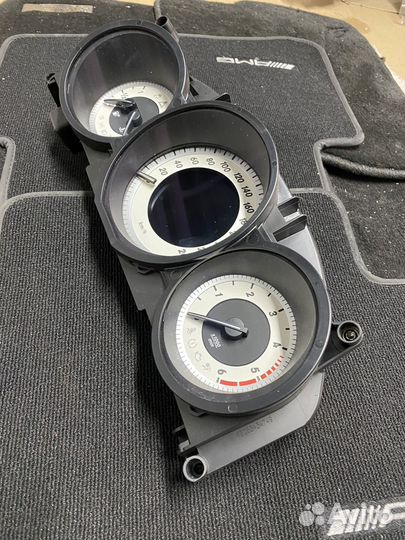 Щиток панели приборов Mercedes Benz W218 оригинал