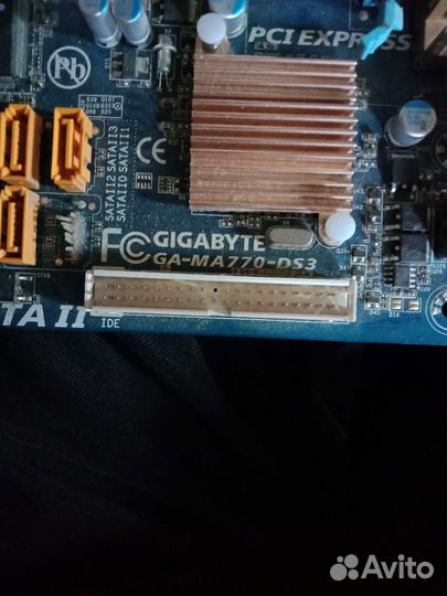 Материнская плата