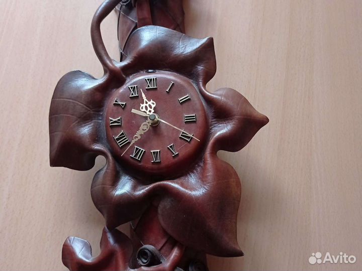 Часы настенные