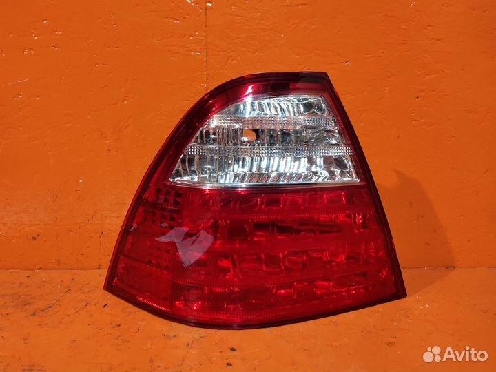 Стоп левый toyota corolla/fielder E12