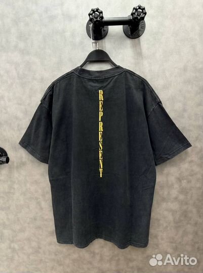 Футболка Represent оверсайз