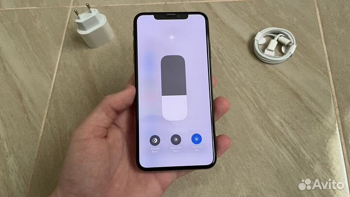 iPhone Xs Max, 64 ГБ
