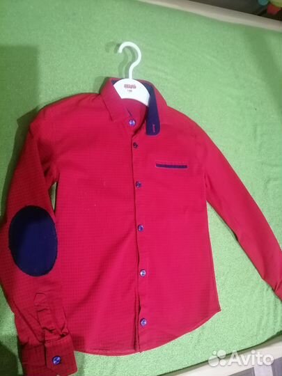 Рубашки на мальчика 128 -134 Белая, синяя, красная