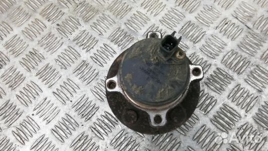 Ступица задняя левая volvo C70 2 (93E36LZ01)