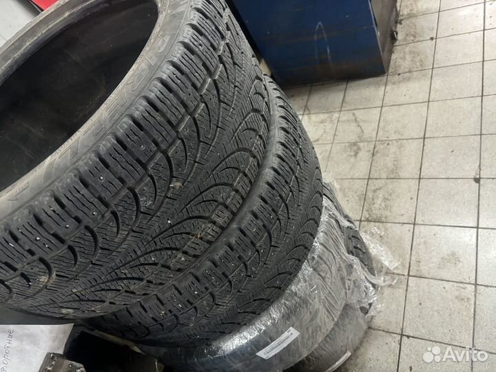 Pirelli Winter Carving 275/40 R20 и 315/35 R20 30G