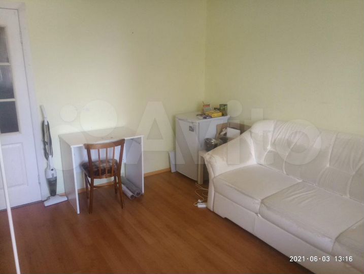 Комната 20 м² в 3-к., 2/10 эт.