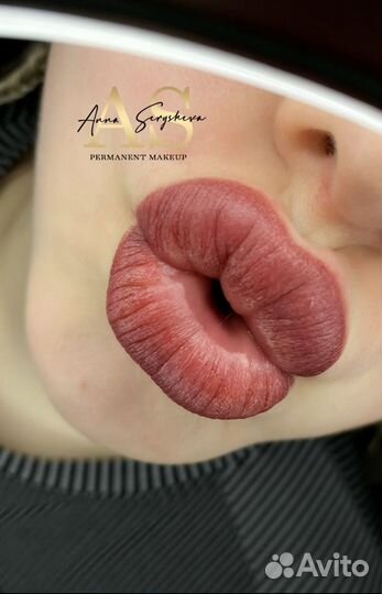 Перманент бровей