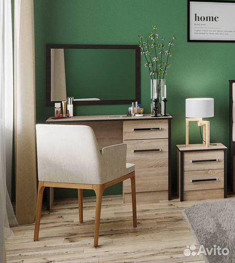 Стол новый с тумбой и ящиком