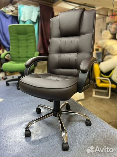 Компьютерное кресло