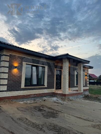 Коттедж 113 м² на участке 8,1 сот.