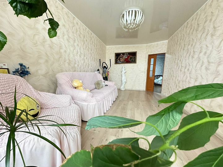 2-к. квартира, 62 м², 2/3 эт.