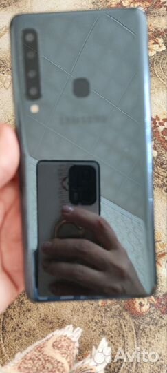 Телефон Samsung A9