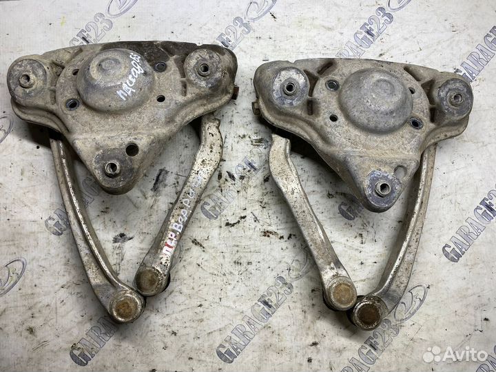 Рычаг передний верхний Volkswagen Passat B5