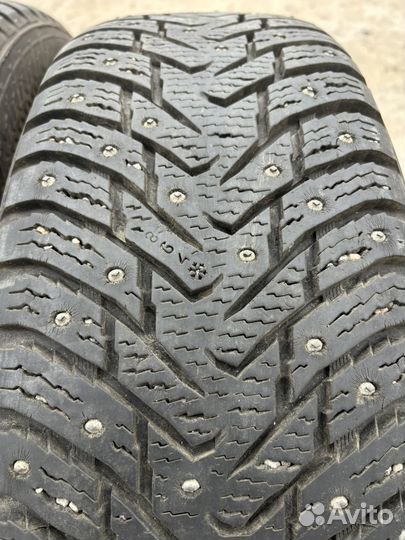 Nokian Tyres Hakkapeliitta 8 SUV 225/65 R17