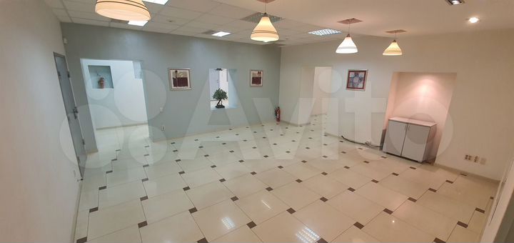 Офис, 244 м², 1 этаж, отдельный вход, центр