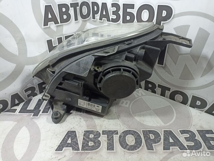 Фара правая Mercedes W251