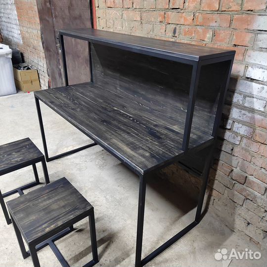 Стол ресепшен