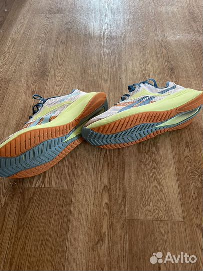 Кроссовки reebok