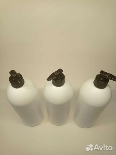 Бутылка 1 литр белая пнд с помпой дозатором