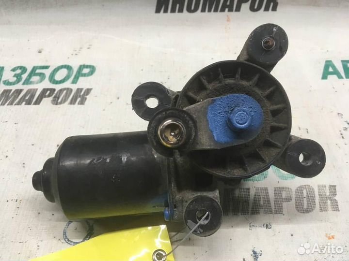 Моторчик стеклоочистителя передний для Toyota Vist