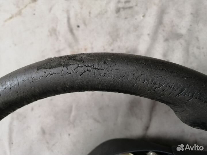 Рулевое колесо под AIR BAG Nissan Primera P11 2000