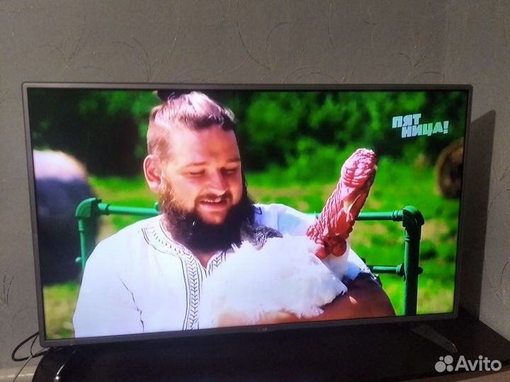 Телевизор SMART LG47LB580