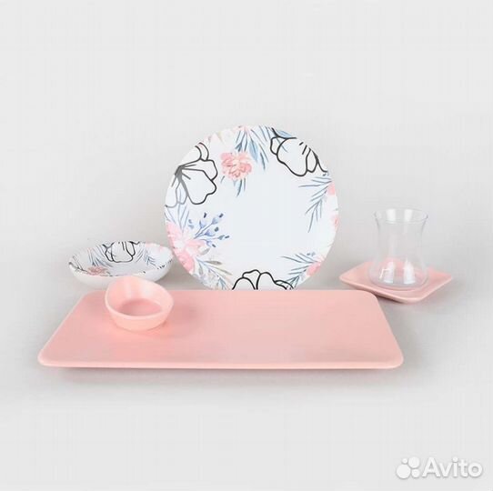 Сервиз для завтрака на 4 персоны новый