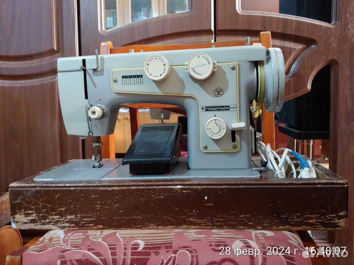 Швейная машинка бу электрическая