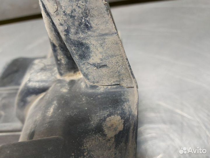 Пыльник крыла задний правый Nissan Qashqai+2 JJ10E