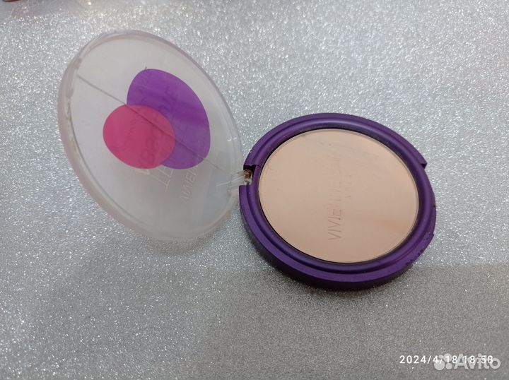 Набор косметики Vivienne Sabo, 19 позиций