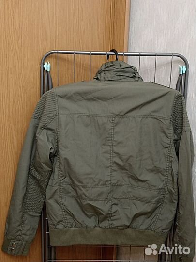 48 Ветровка мужская Н&M