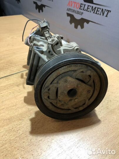 Компрессор кондиционера Renault Fluence