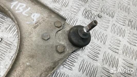 Рычаг передний верхний левый mercedes benz E-class