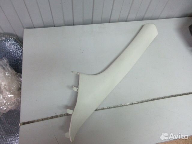 Обшивка стойки левая передняя Ford Focus 3 2011