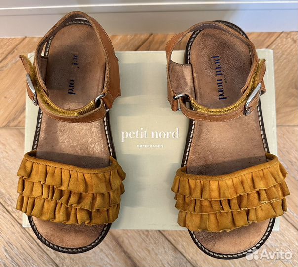Сандали для девочки petit nord