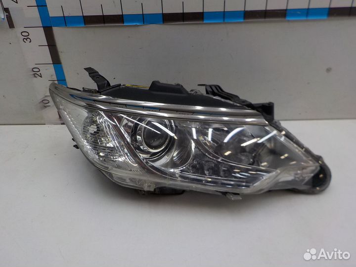 Фара правая Toyota Camry 2015