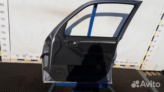 Дверь передняя правая opel meriva A (OML23E201)