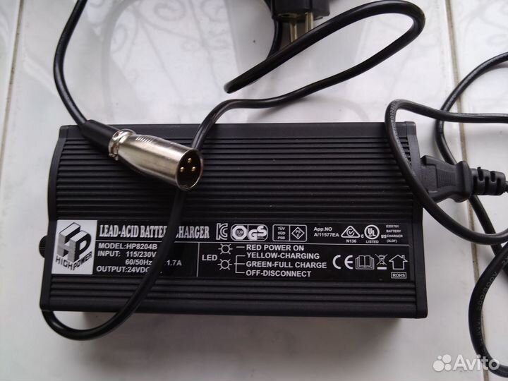 Зарядное устройство на инвалидную коляску